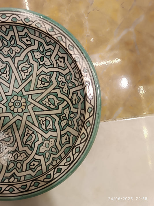 Hand-Painted Fez Dinner Plate – 30 cm