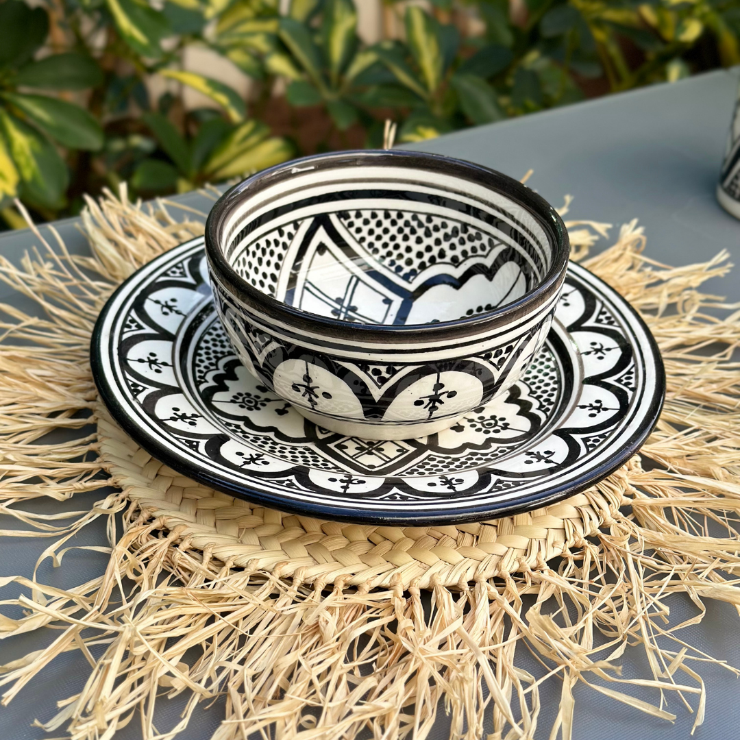 bowls service hand-painted dishwasher microwave safe (6 bowls)