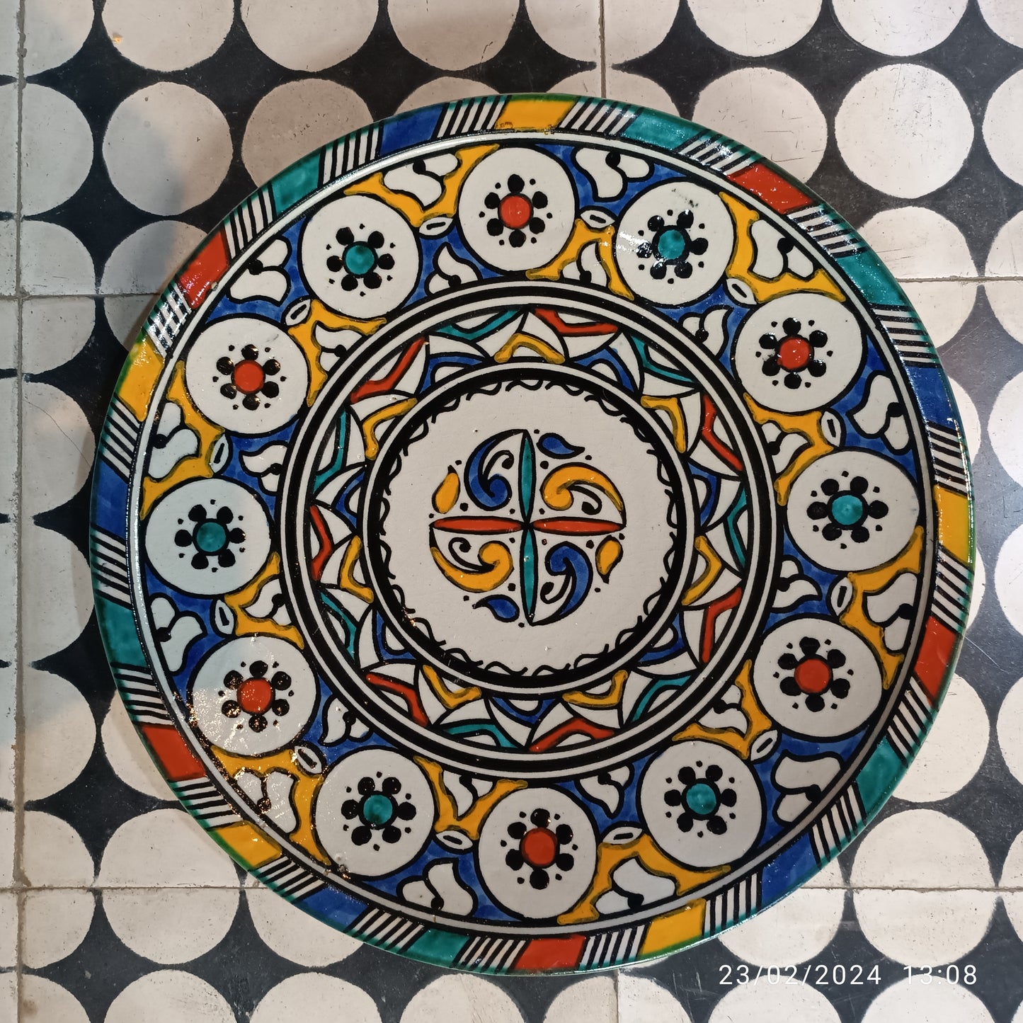 6 dinner plates multicolore dinner set ,handmade and hand painted