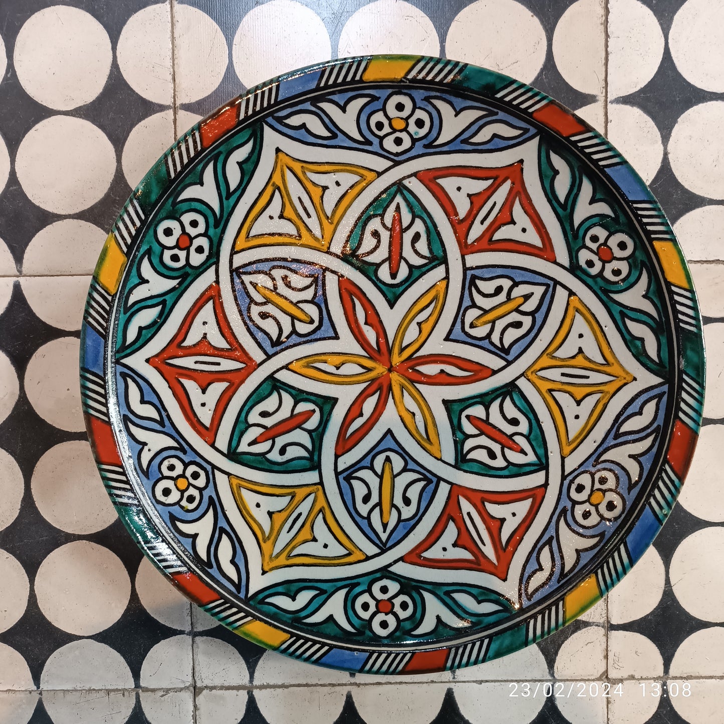 6 dinner plates multicolore dinner set ,handmade and hand painted