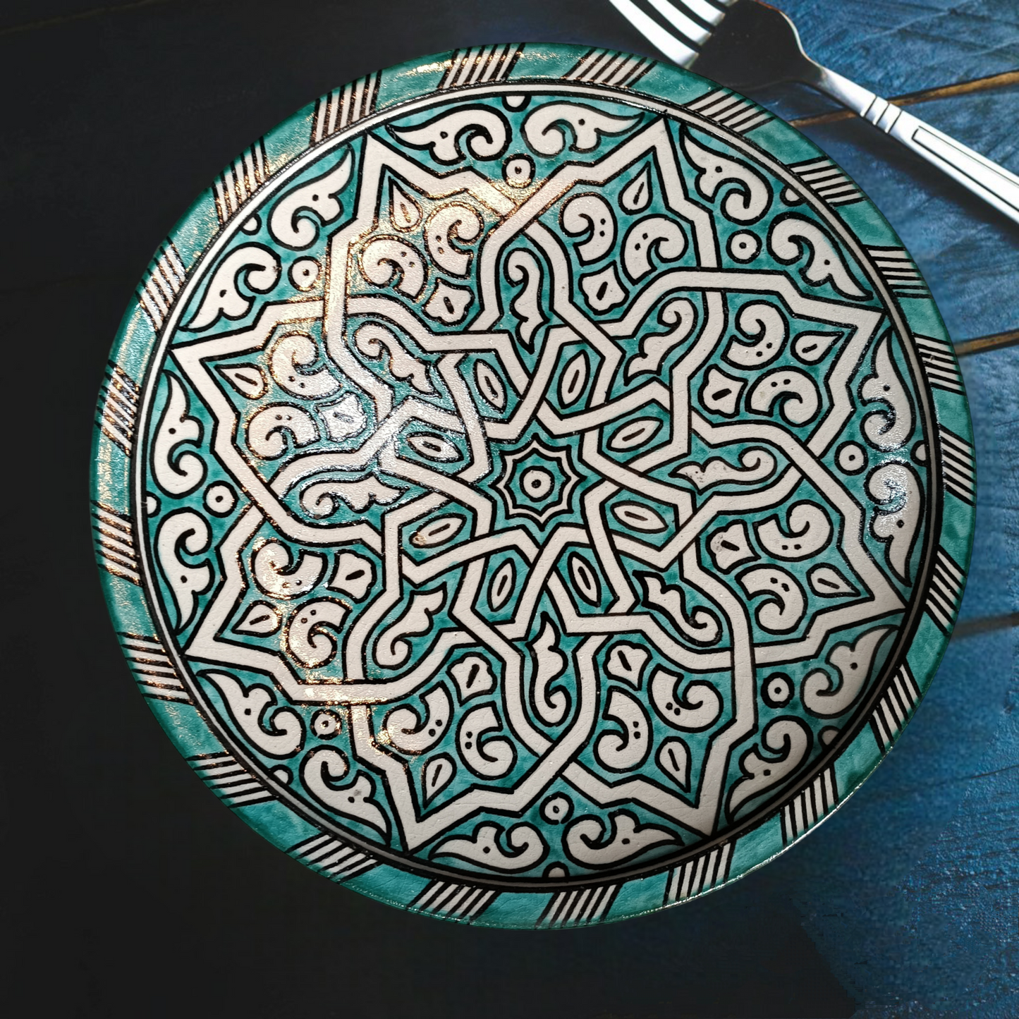 6 dinner plates green and white dinner set ,handmade and hand painted