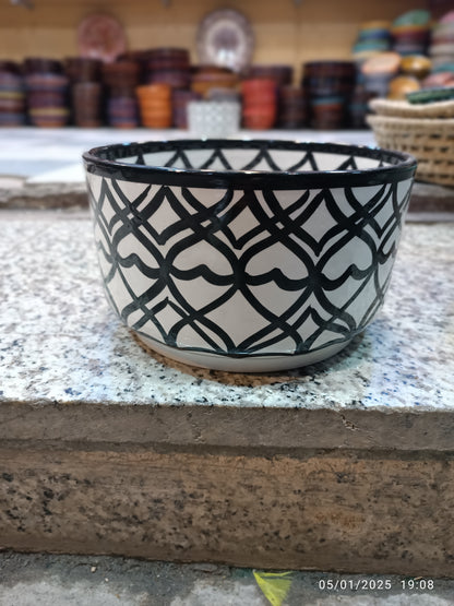 salad bowl from Fez - Moroccan pottery White and black ceramic