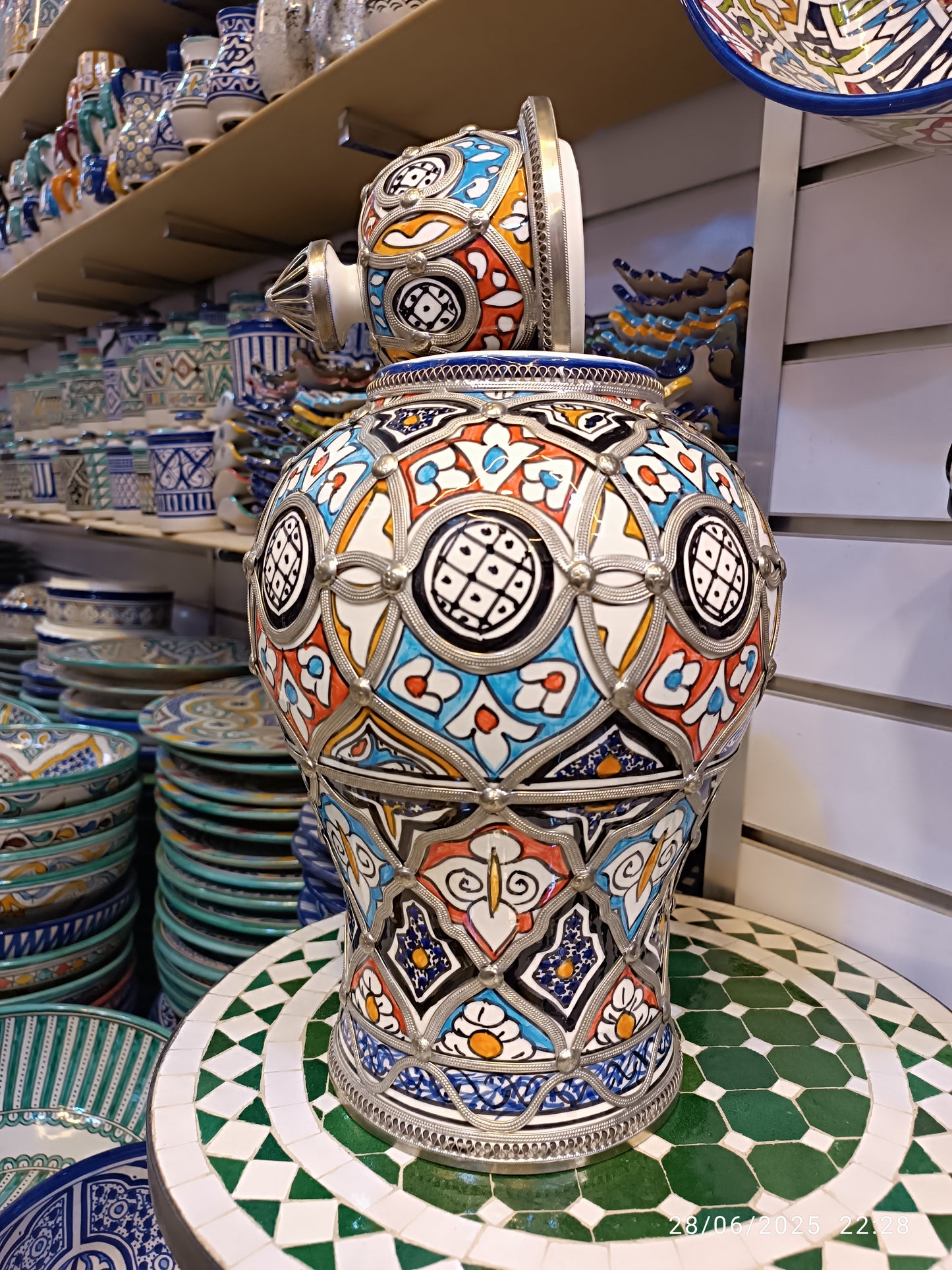 Traditional Vase from Moroccan Fassi Heritage – Handcrafted with Silver Nickel Inlay