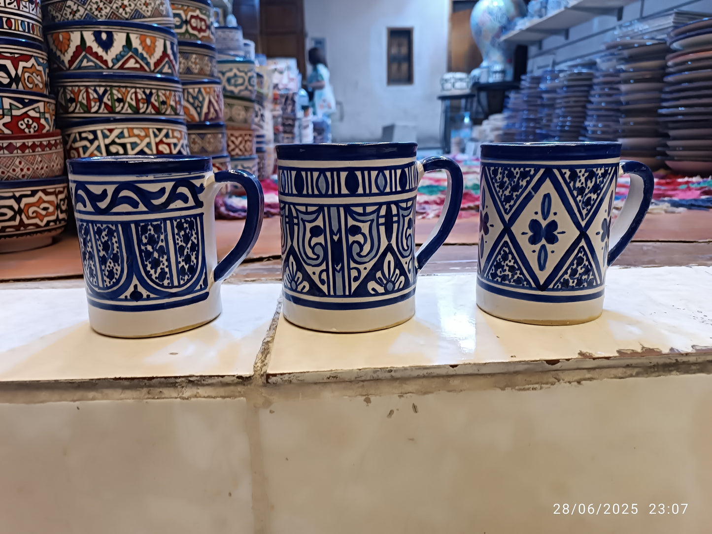 6 large mugs blue and white handmade and hand-painted old motif