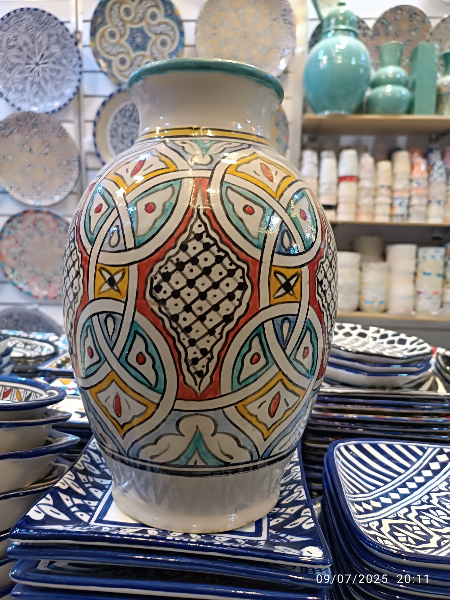 Handcrafted Moroccan Vase with Traditional Fez Design – 32 cm Tall, Grey Clay Elegance