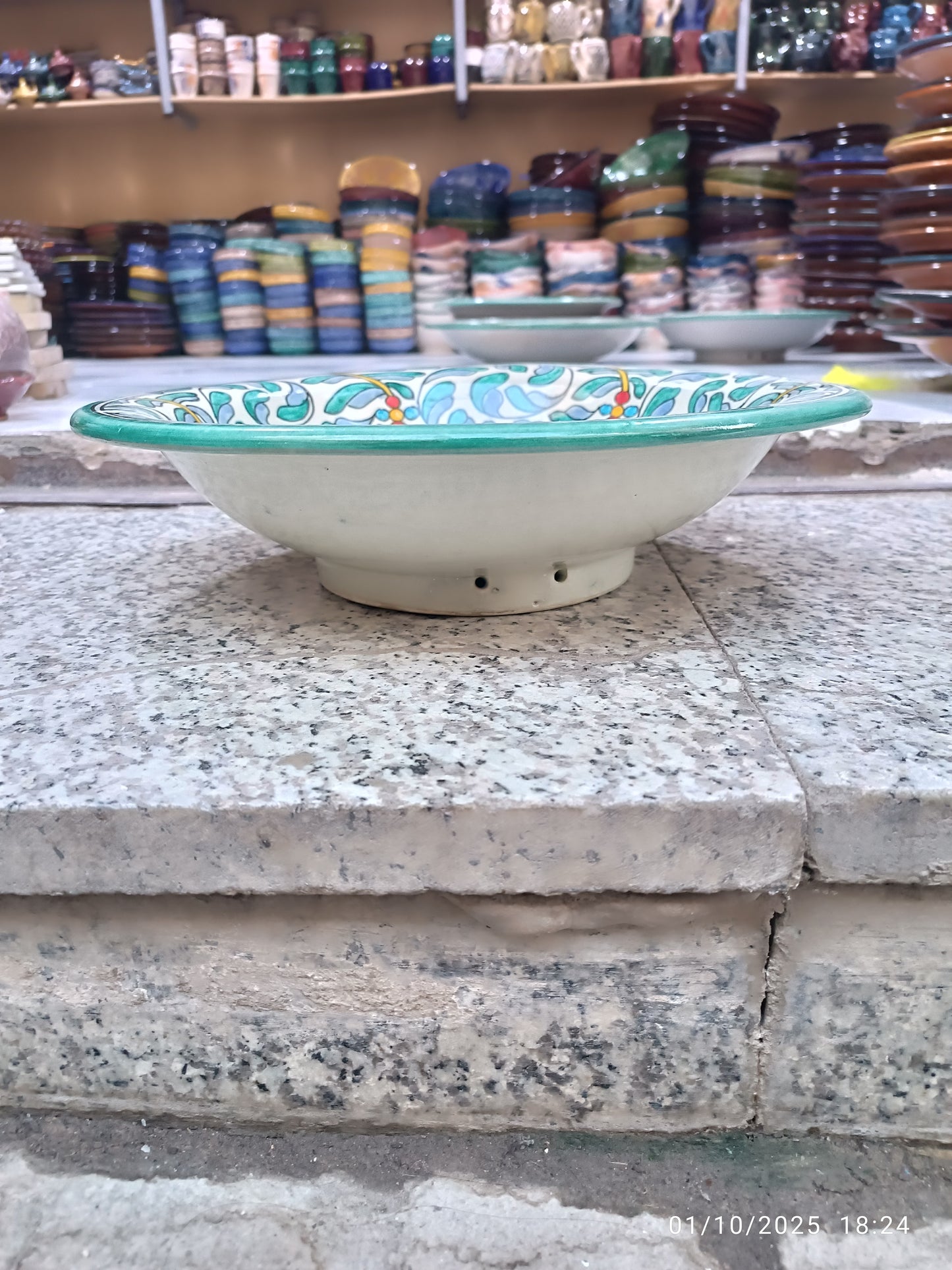 Plat bowl hand painted dishwasher and microwave safe