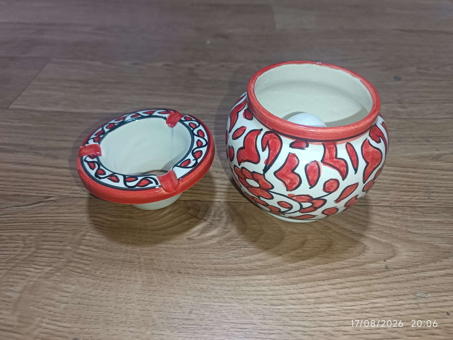 Moroccan Ceramic Ashtray with Lid – Hand-Painted Red Floral Design