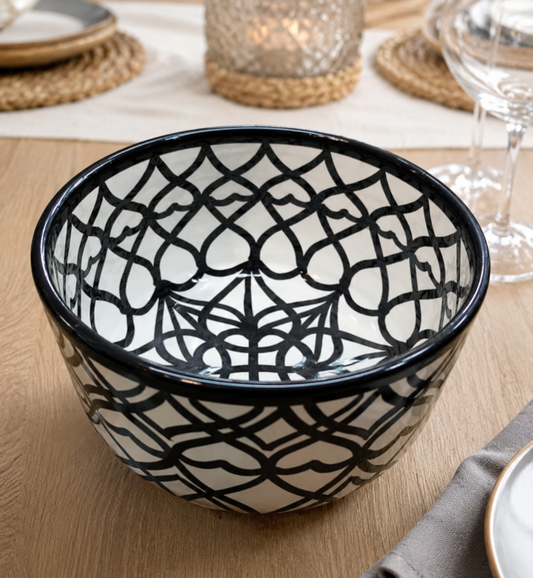 Moroccan ceramic bowl from Fez White and black painted