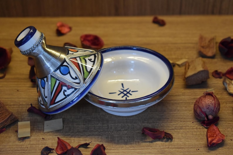 Handmade Moroccan Decorative Tajine – Traditional Ceramic Tajine with Silver Detail